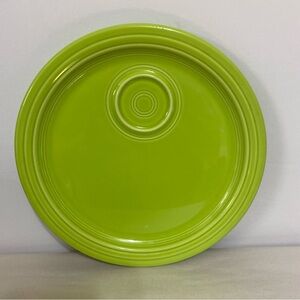 FIESTA WARE CHARTREUSE RETIRED ROUND WELLED SNACK PLATE 10-3/4